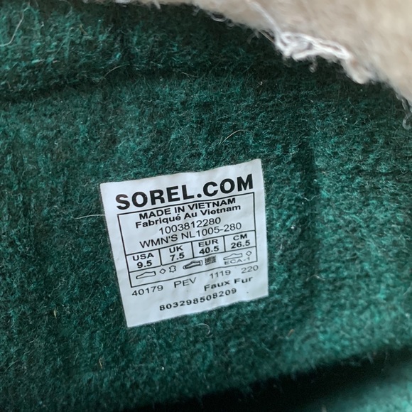 Sorel Tan and Black Winter Boots - Picture 5 of 5